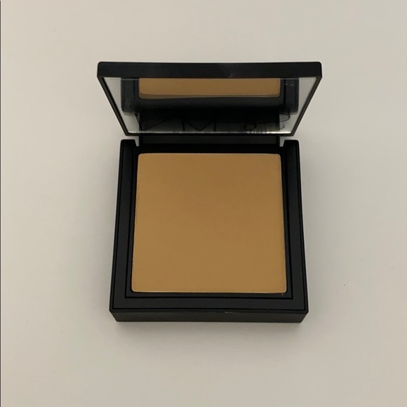NEW** NARS ALL DAY LUMINOUS POWDER FOUNDATION - Picture 3 of 6